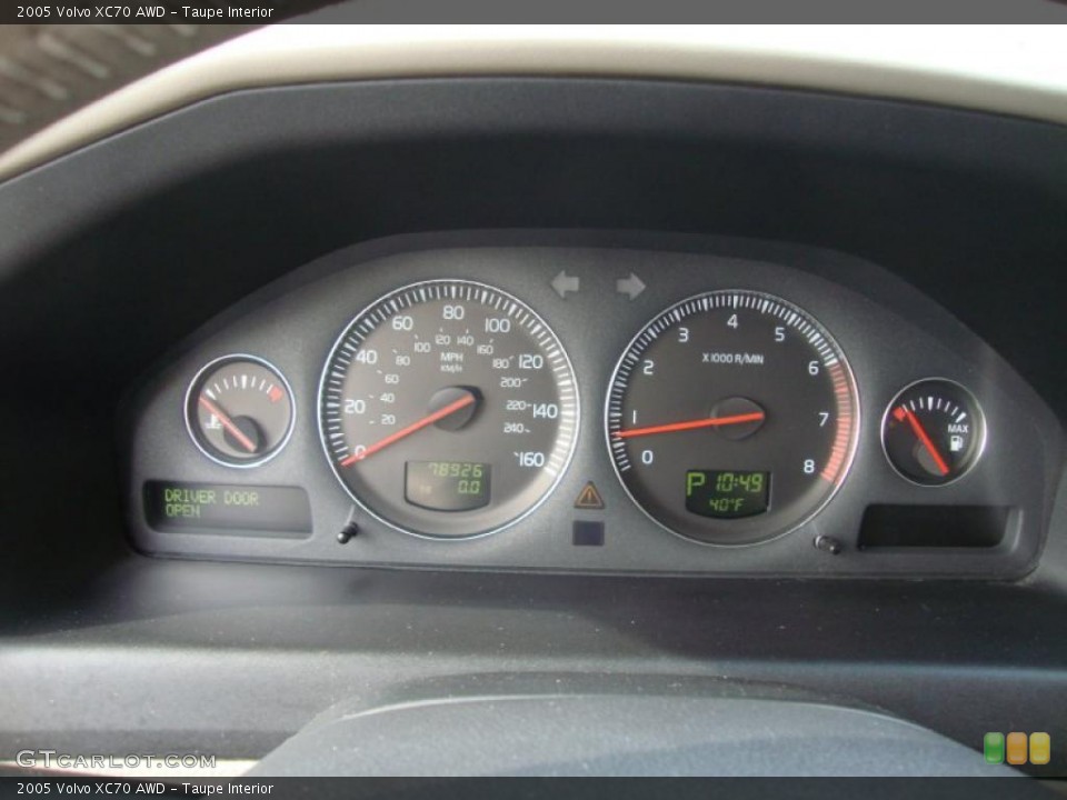 Taupe Interior Gauges for the 2005 Volvo XC70 AWD #45248492