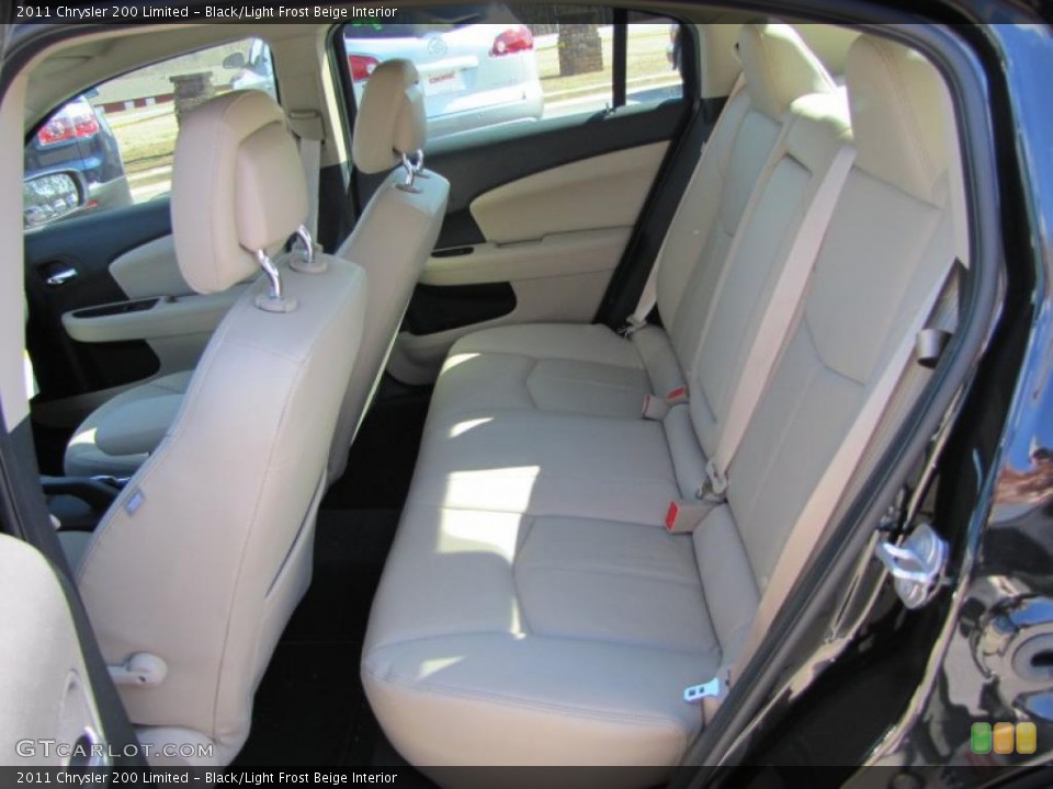 Black/Light Frost Beige Interior Photo for the 2011 Chrysler 200 Limited #45250108