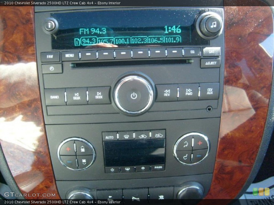 Ebony Interior Controls for the 2010 Chevrolet Silverado 2500HD LTZ Crew Cab 4x4 #45251660