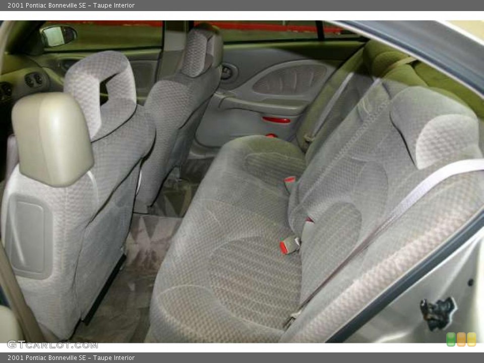 Taupe Interior Photo for the 2001 Pontiac Bonneville SE #45254492