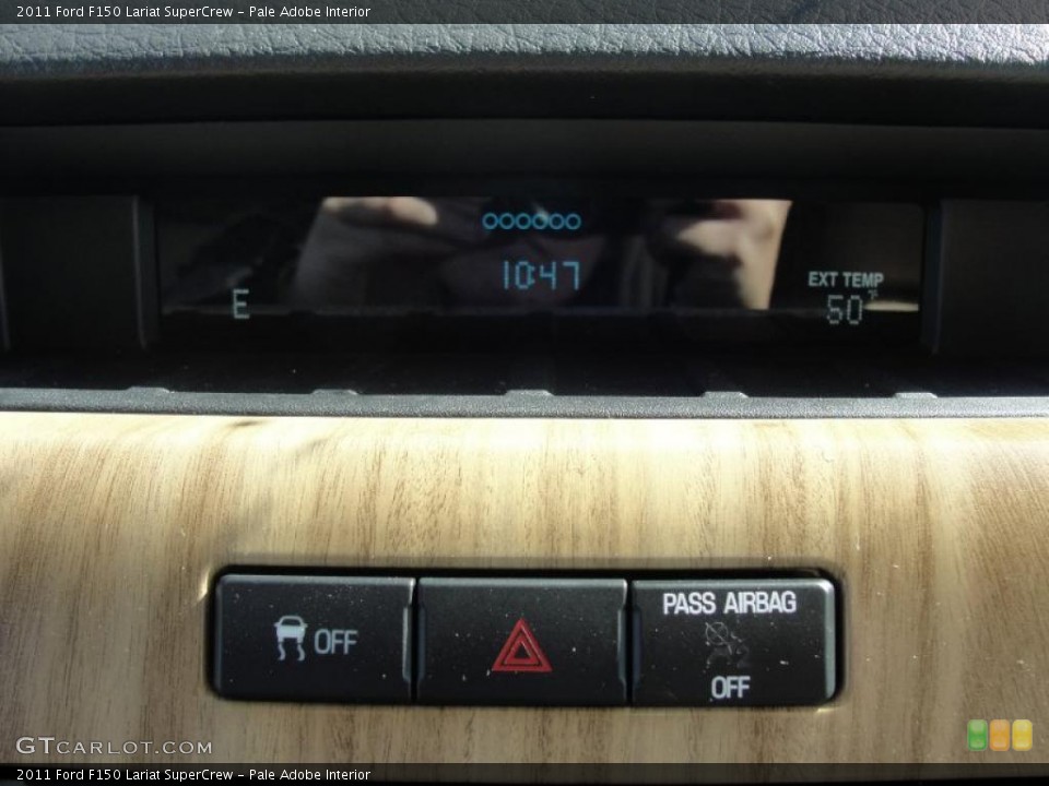 Pale Adobe Interior Controls for the 2011 Ford F150 Lariat SuperCrew #45257428