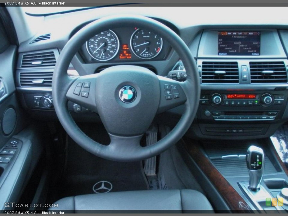 Black Interior Dashboard for the 2007 BMW X5 4.8i #45259479