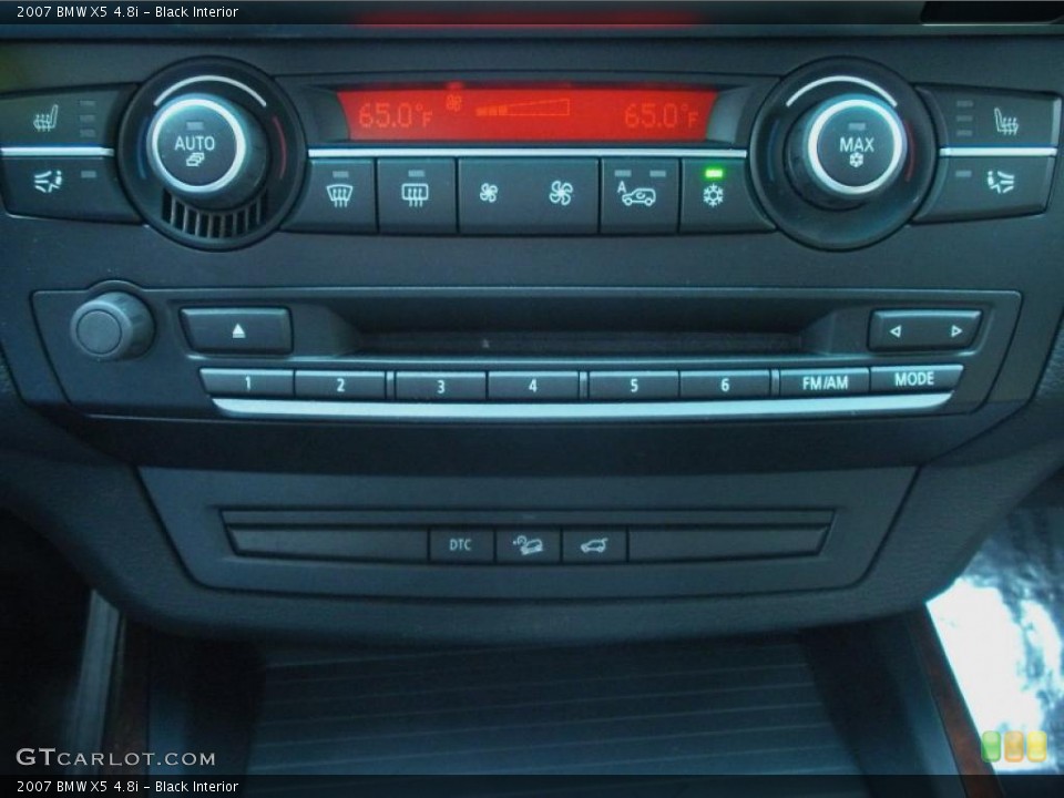 Black Interior Controls for the 2007 BMW X5 4.8i #45259503