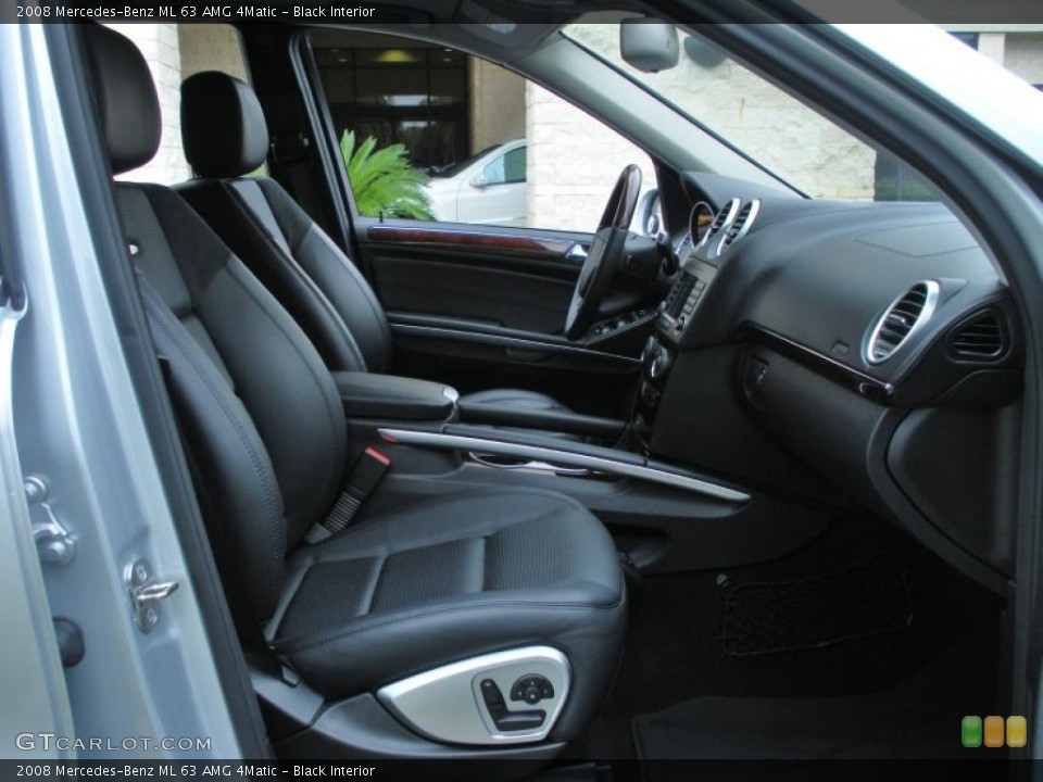 Black Interior Photo for the 2008 Mercedes-Benz ML 63 AMG 4Matic #45260068