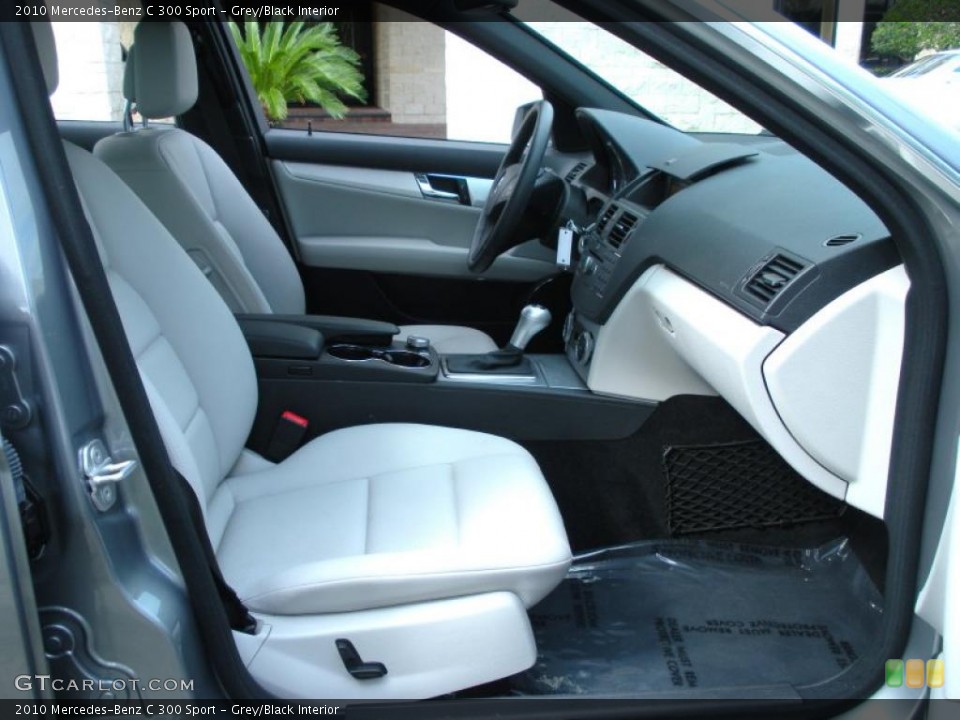 Grey/Black Interior Photo for the 2010 Mercedes-Benz C 300 Sport #45261380