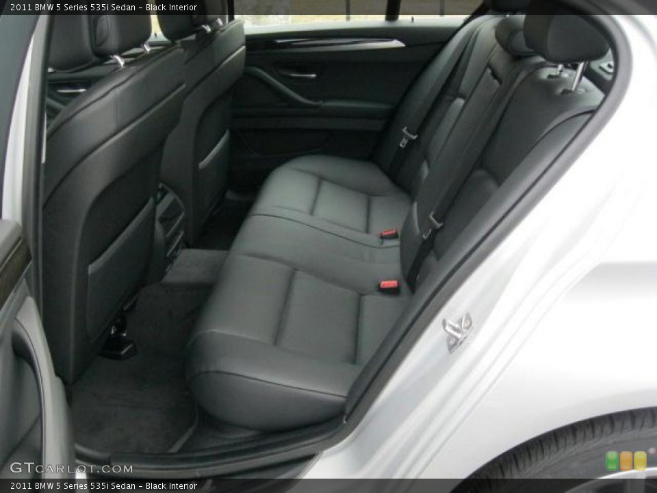 Black Interior Photo for the 2011 BMW 5 Series 535i Sedan #45264347