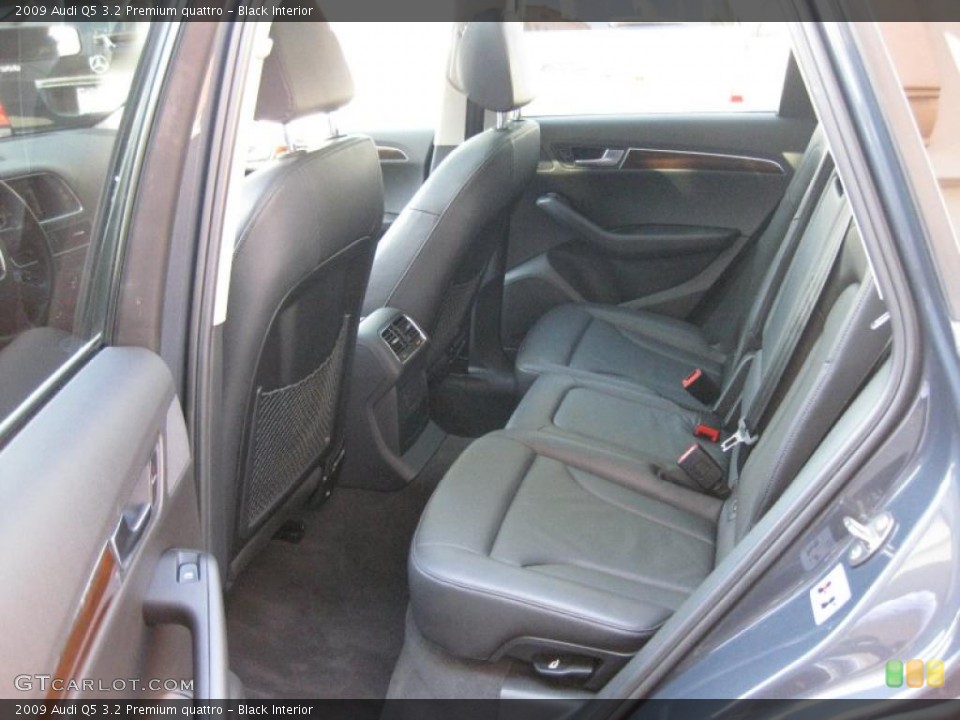 Black Interior Photo for the 2009 Audi Q5 3.2 Premium quattro #45268068