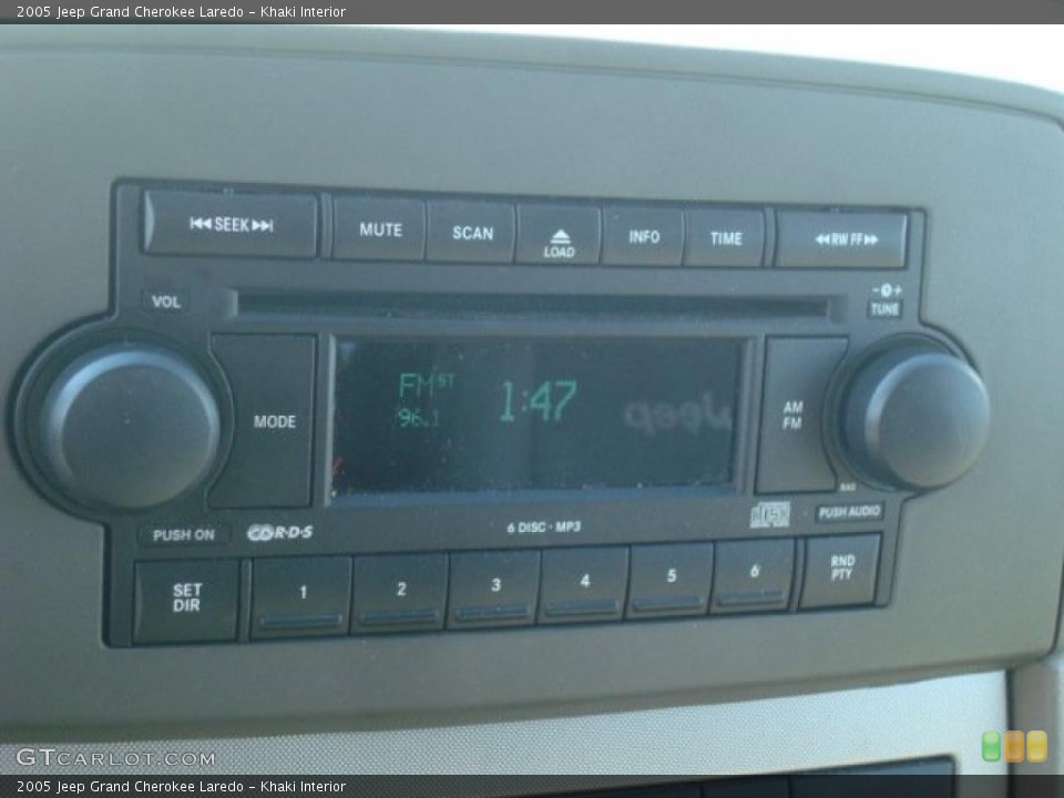 Khaki Interior Controls for the 2005 Jeep Grand Cherokee Laredo #45268952