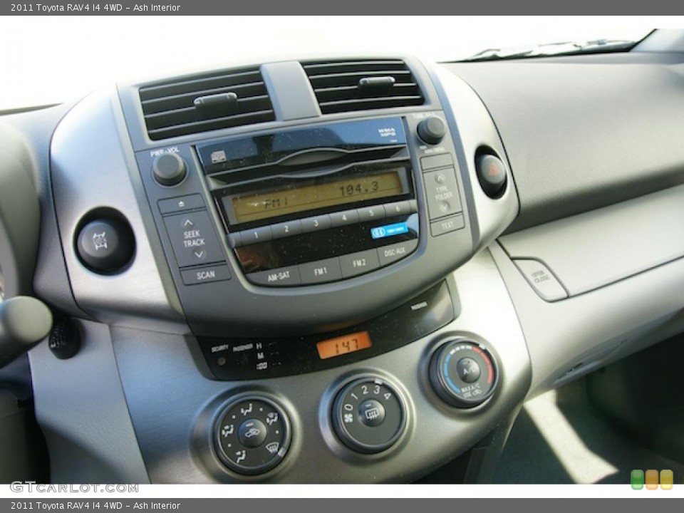 Ash Interior Controls for the 2011 Toyota RAV4 I4 4WD #45271676
