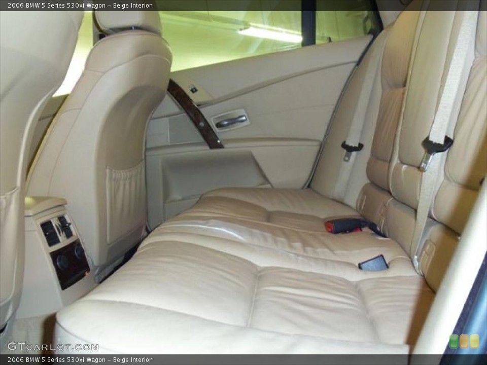 Beige Interior Photo for the 2006 BMW 5 Series 530xi Wagon #45275741