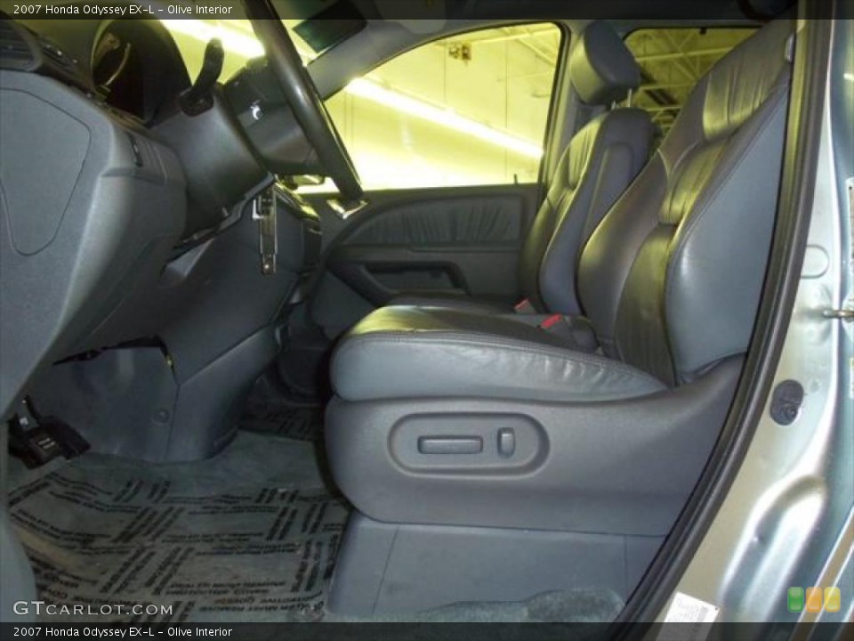 Olive Interior Photo for the 2007 Honda Odyssey EX-L #45279005