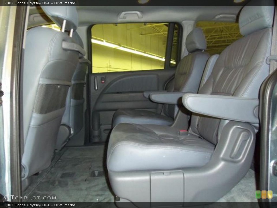 Olive Interior Photo for the 2007 Honda Odyssey EX-L #45279021