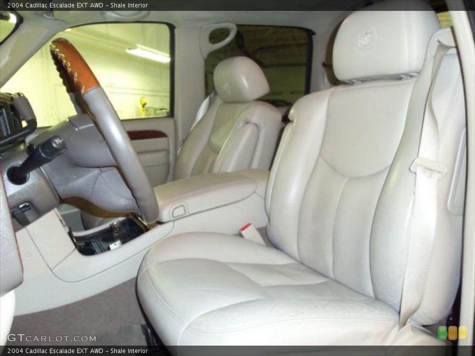 Shale Interior Photo for the 2004 Cadillac Escalade EXT AWD #45279329