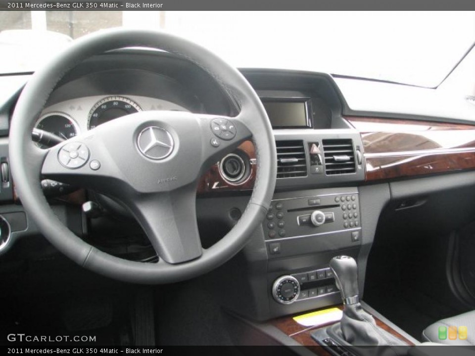 Black Interior Dashboard for the 2011 Mercedes-Benz GLK 350 4Matic #45288491