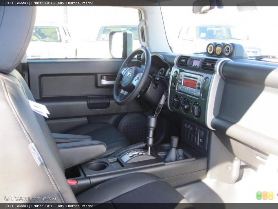 Dark Charcoal Interior Photo for the 2011 Toyota FJ Cruiser 4WD #45301453