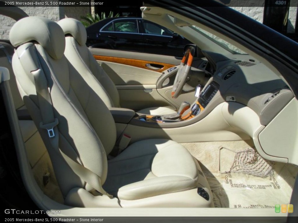 Stone Interior Photo for the 2005 Mercedes-Benz SL 500 Roadster #45312767