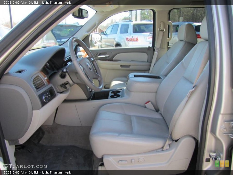 Light Titanium Interior Photo for the 2008 GMC Yukon XL SLT #45318937