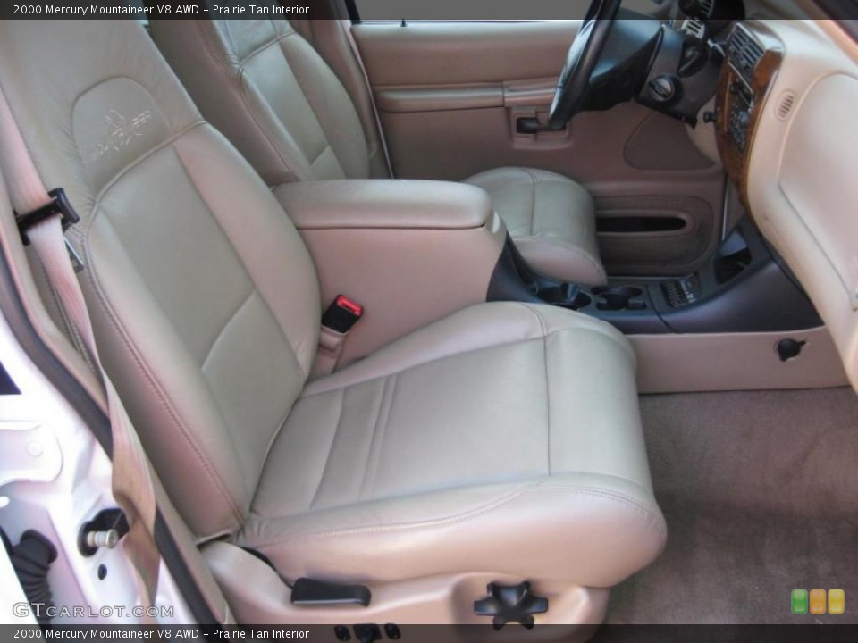 Prairie Tan 2000 Mercury Mountaineer Interiors