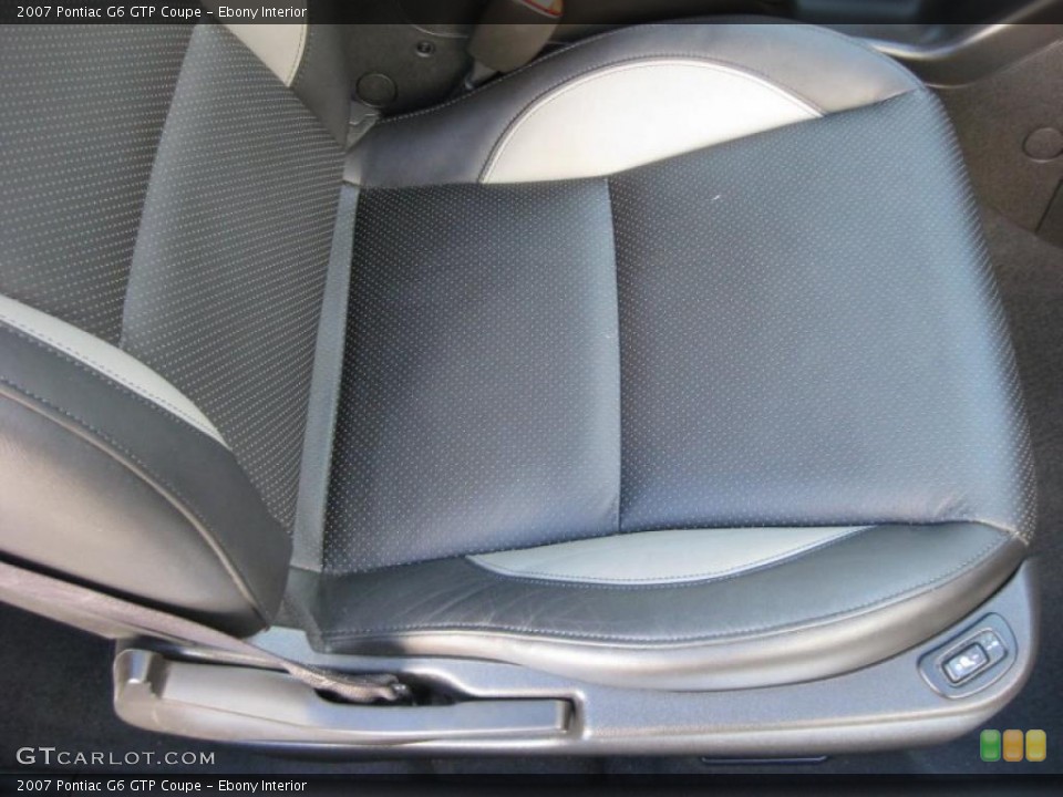 Ebony Interior Photo for the 2007 Pontiac G6 GTP Coupe #45323760