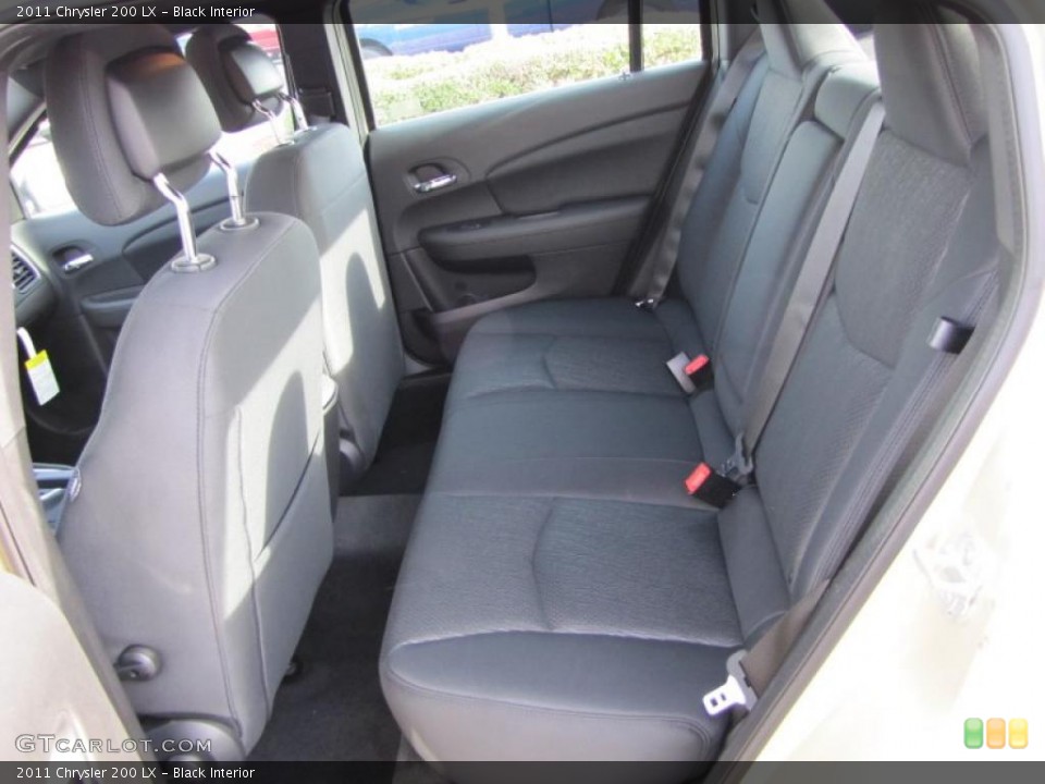 Black Interior Photo for the 2011 Chrysler 200 LX #45345465