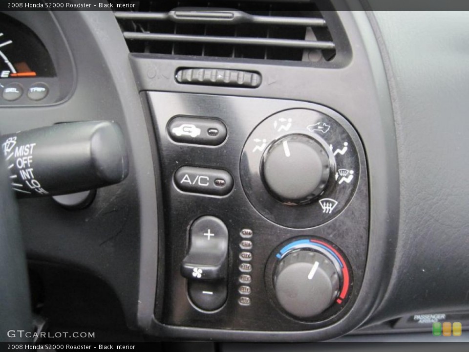 Black Interior Controls for the 2008 Honda S2000 Roadster #45346441