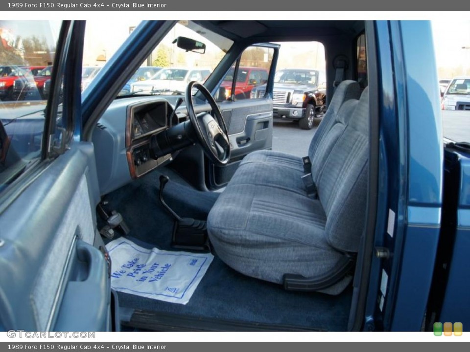 Crystal Blue Interior Photo for the 1989 Ford F150 Regular Cab 4x4 #45351651