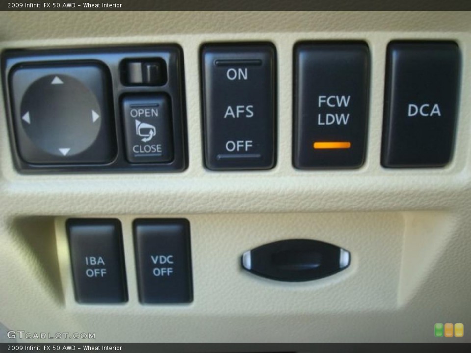 Wheat Interior Controls for the 2009 Infiniti FX 50 AWD #45356436