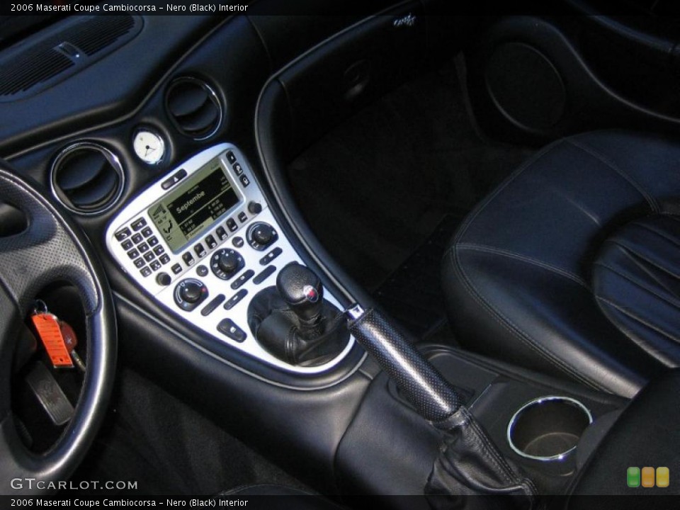 Nero (Black) Interior Controls for the 2006 Maserati Coupe Cambiocorsa #45361918
