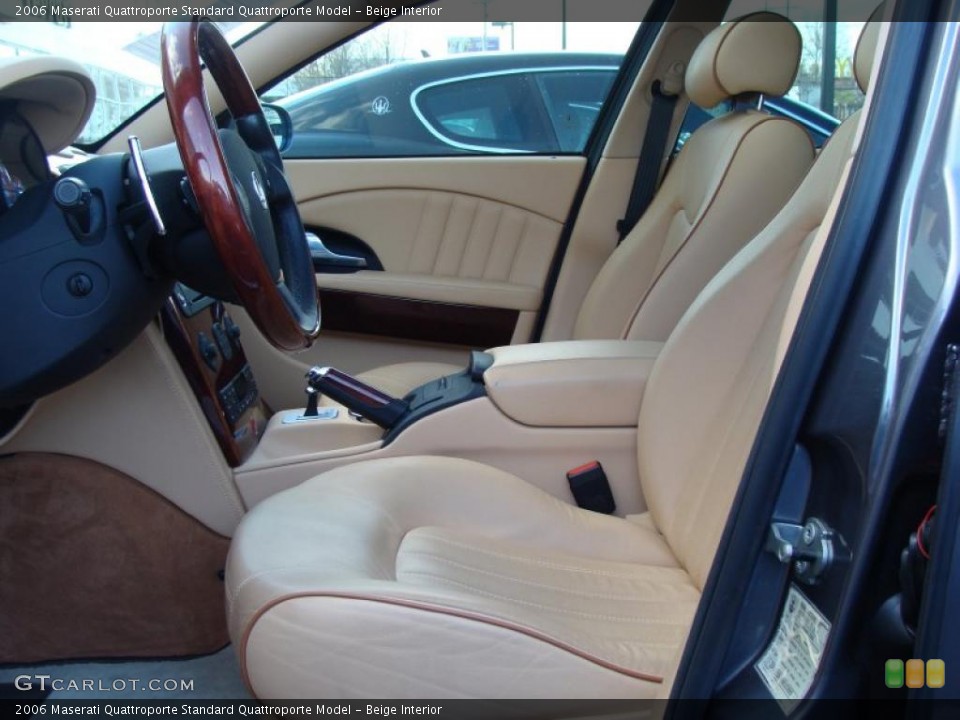 Beige Interior Photo for the 2006 Maserati Quattroporte  #45362958