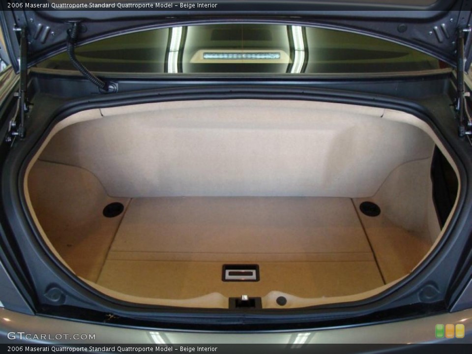 Beige Interior Trunk for the 2006 Maserati Quattroporte  #45363038
