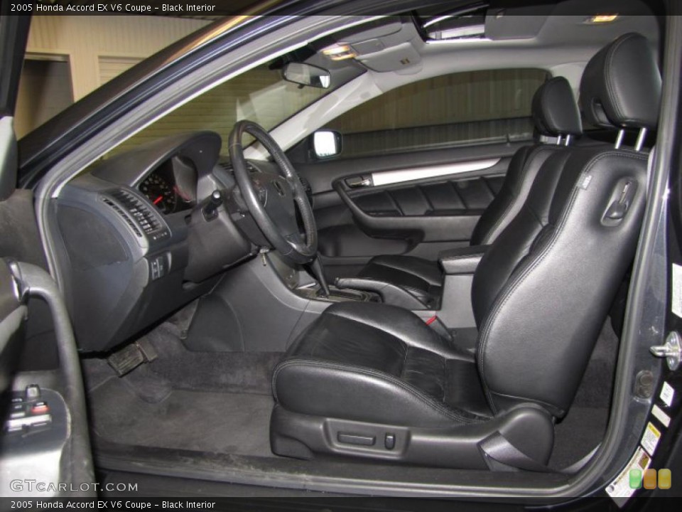 Black Interior Photo for the 2005 Honda Accord EX V6 Coupe #45365059