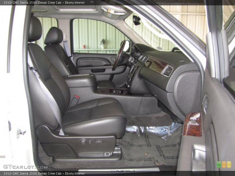 Ebony Interior Photo for the 2010 GMC Sierra 1500 Denali Crew Cab #45366311