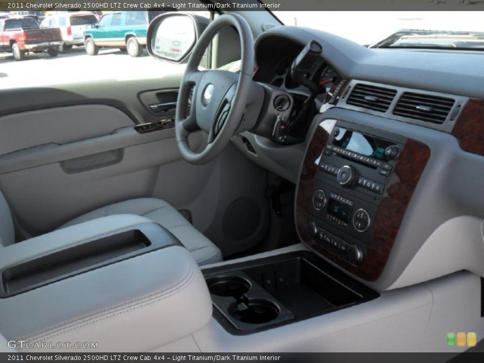 Light Titanium/Dark Titanium Interior Photo for the 2011 Chevrolet Silverado 2500HD LTZ Crew Cab 4x4 #45366987