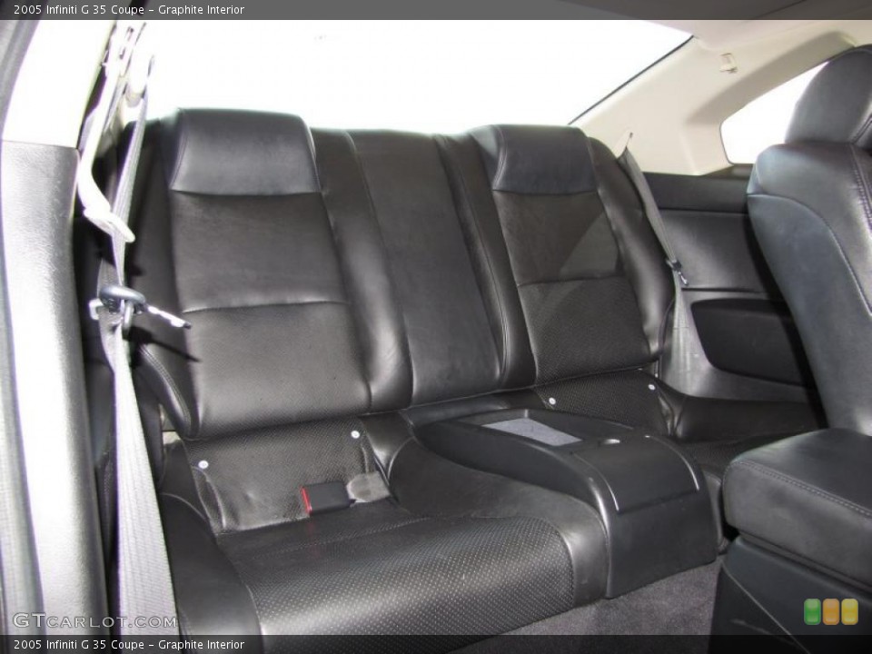 Graphite Interior Photo for the 2005 Infiniti G 35 Coupe #45368626