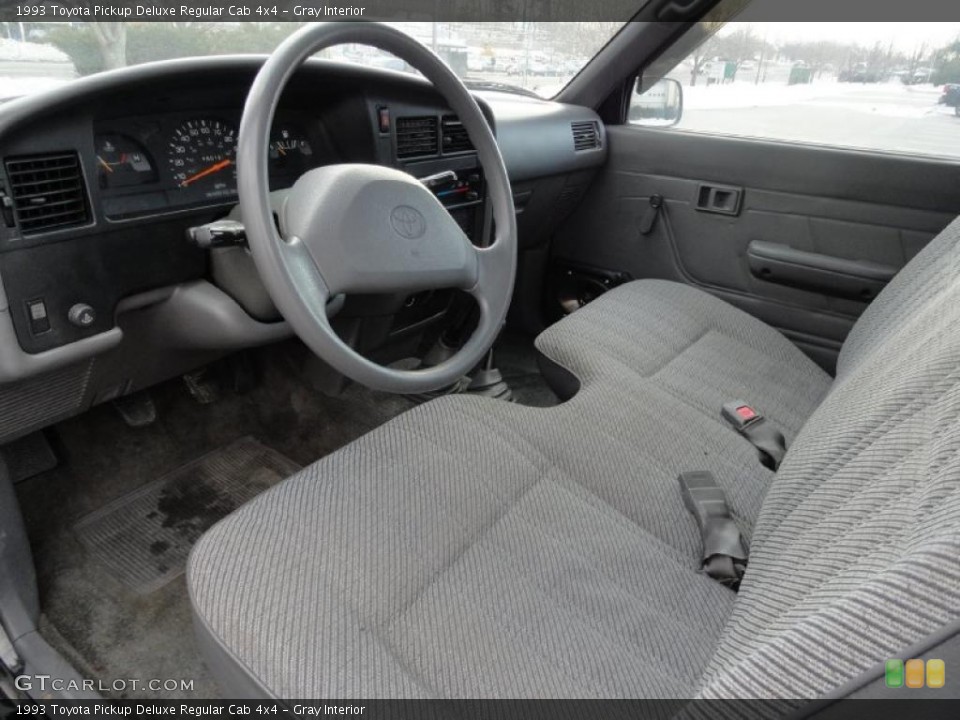 Gray Interior Photo for the 1993 Toyota Pickup Deluxe Regular Cab 4x4 #45372520