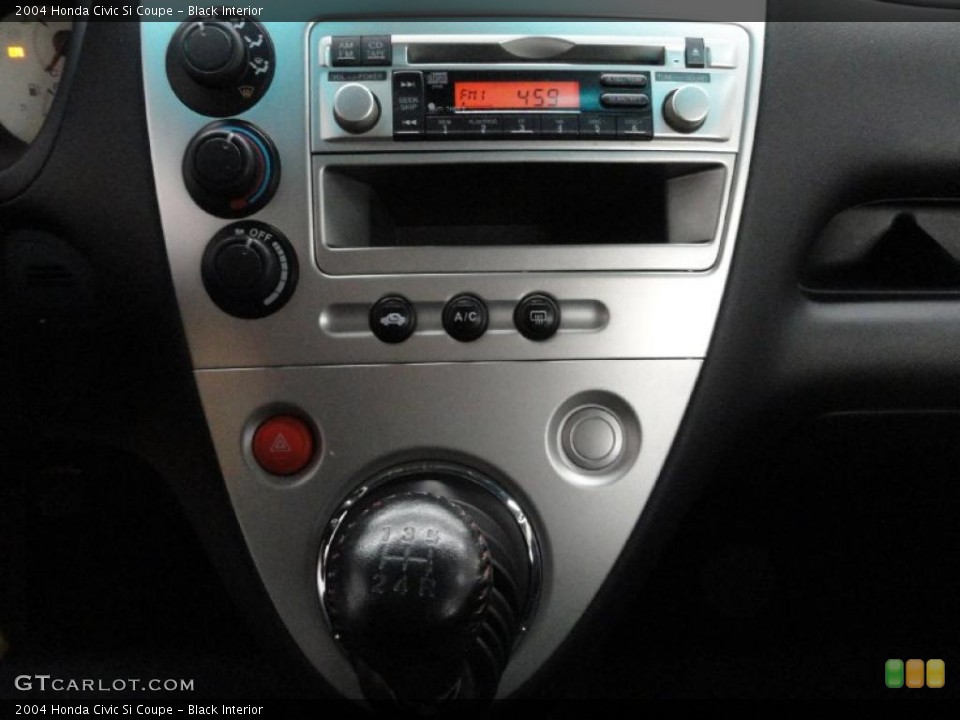 Black Interior Controls for the 2004 Honda Civic Si Coupe #45373393
