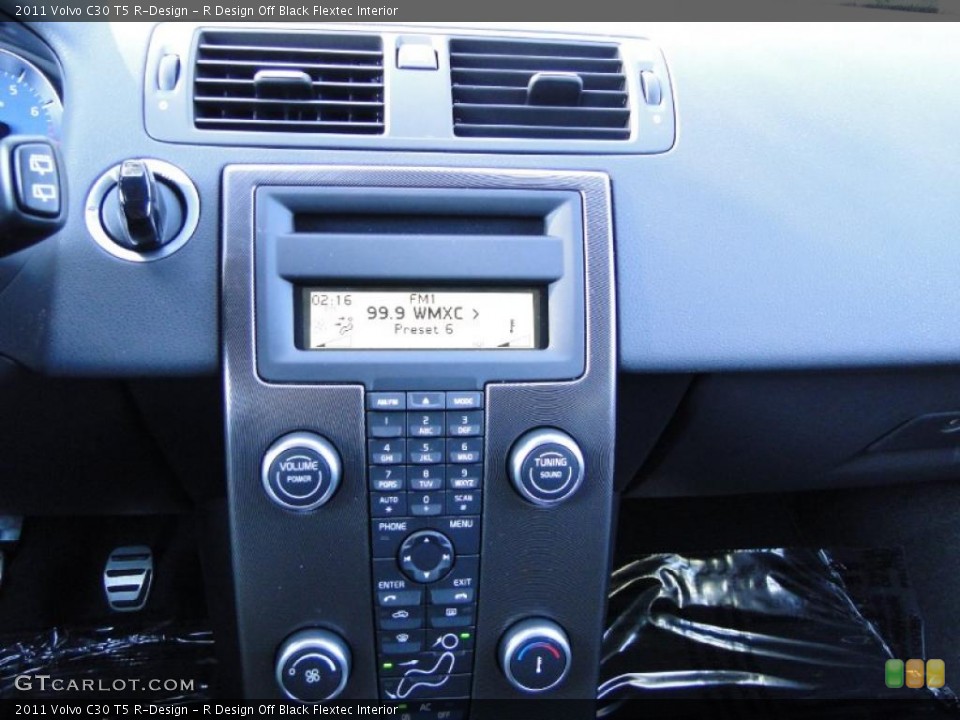R Design Off Black Flextec Interior Controls for the 2011 Volvo C30 T5 R-Design #45380302