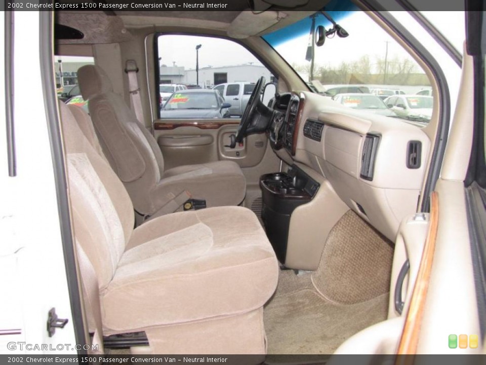 Neutral Interior Photo for the 2002 Chevrolet Express 1500 Passenger Conversion Van #45380502