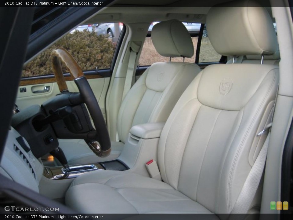 Light Linen/Cocoa Interior Photo for the 2010 Cadillac DTS Platinum #45383062