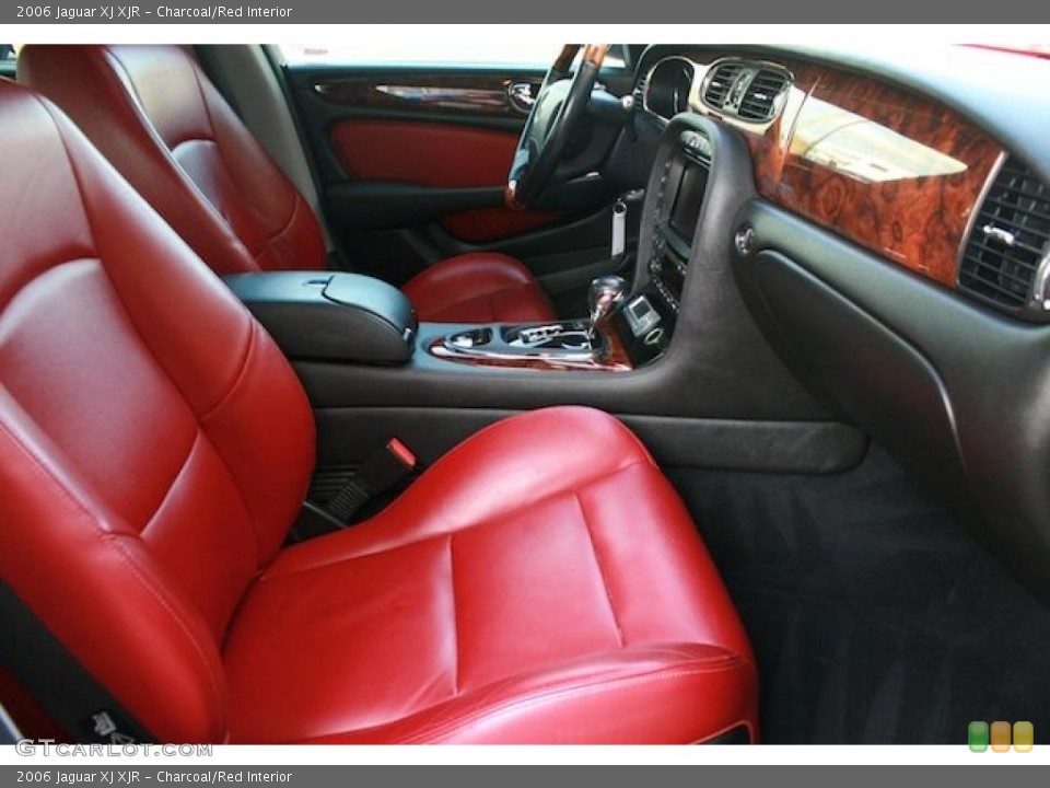 Charcoal/Red Interior Photo for the 2006 Jaguar XJ XJR #45387774
