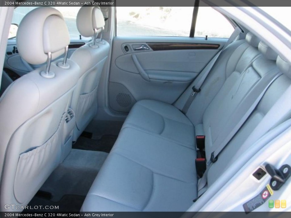 Ash Grey Interior Photo for the 2004 Mercedes-Benz C 320 4Matic Sedan #45391077