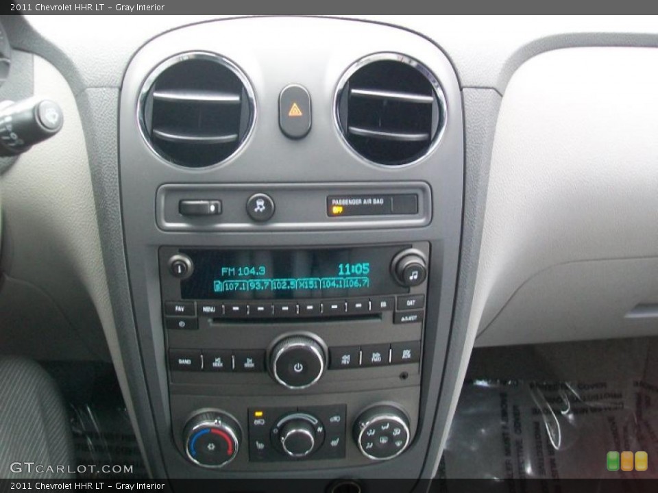 Gray Interior Controls for the 2011 Chevrolet HHR LT #45401506