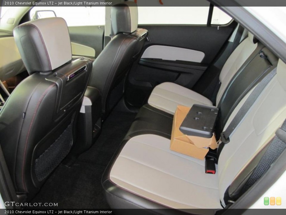 Jet Black/Light Titanium Interior Photo for the 2010 Chevrolet Equinox LTZ #45402443
