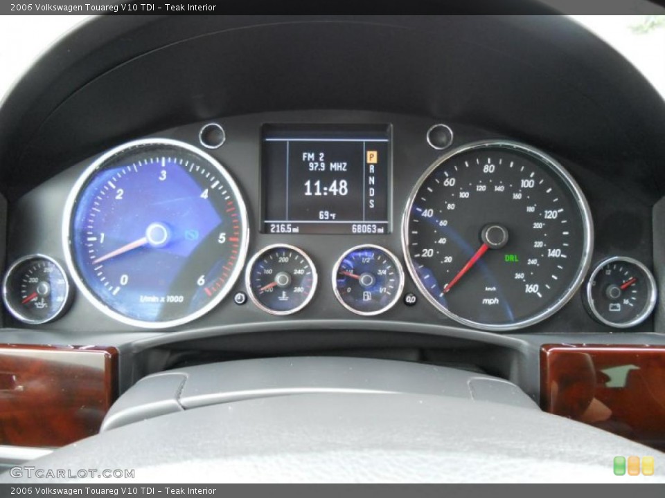 Teak Interior Gauges for the 2006 Volkswagen Touareg V10 TDI #45415732