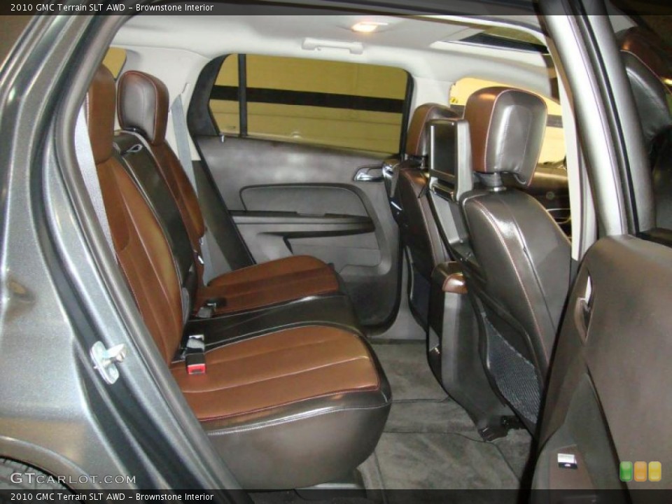 Brownstone Interior Photo for the 2010 GMC Terrain SLT AWD #45422310