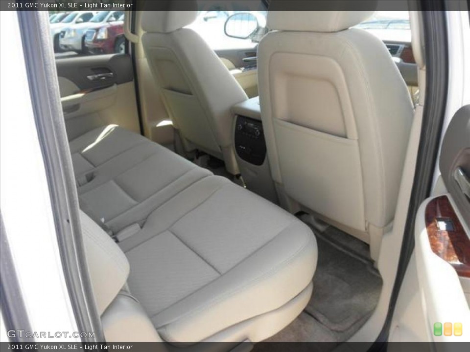 Light Tan Interior Photo for the 2011 GMC Yukon XL SLE #45422982