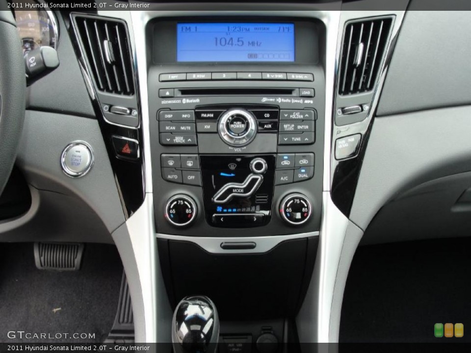 Gray Interior Controls for the 2011 Hyundai Sonata Limited 2.0T #45425967