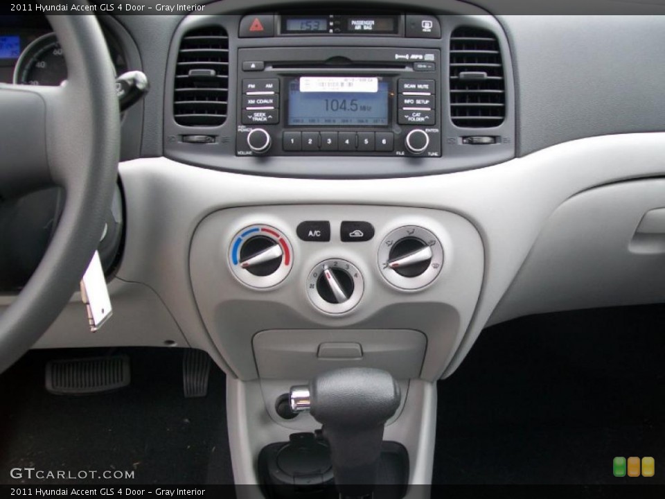 Gray Interior Controls for the 2011 Hyundai Accent GLS 4 Door #45428187