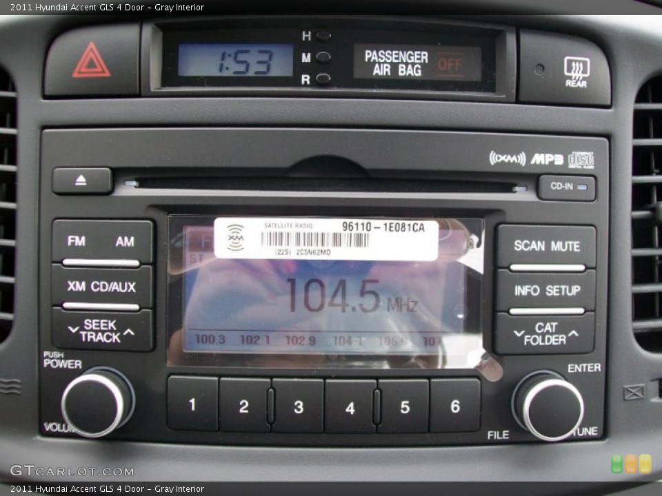Gray Interior Controls for the 2011 Hyundai Accent GLS 4 Door #45428191
