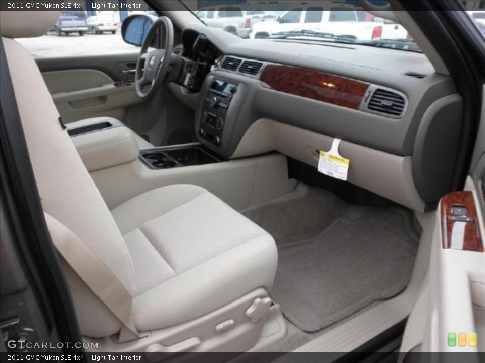 Light Tan Interior Photo for the 2011 GMC Yukon SLE 4x4 #45432341
